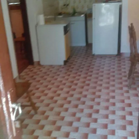 Peaceful House In Tribunj *