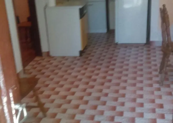 Peaceful House In Tribunj *